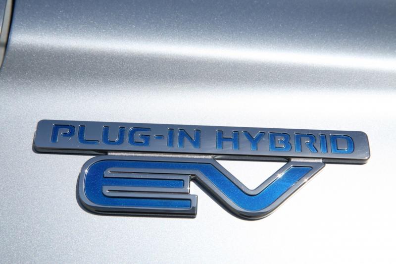 Mitsubishi Outlander PHEV | les photos officielles du SUV hybride
